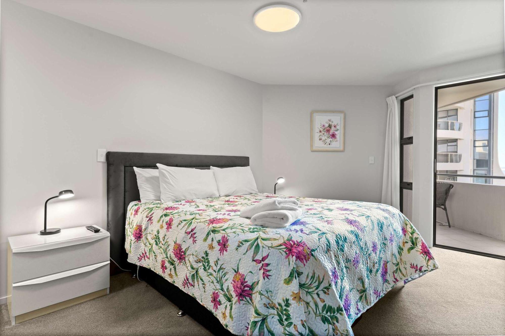 Beach Side Bliss - Oceanside Mount Maunganui Luaran gambar
